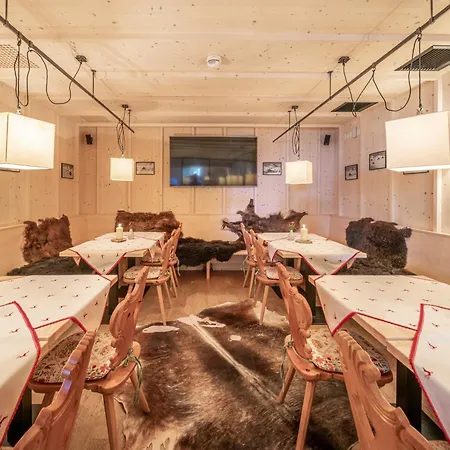 ホテル Hochsoelden ゼルデン