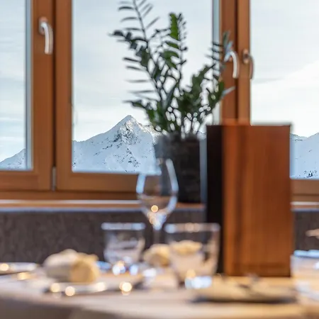 ホテル Hochsoelden