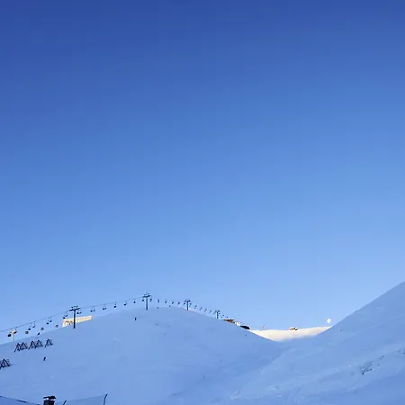 Hochsoelden فندق 4*