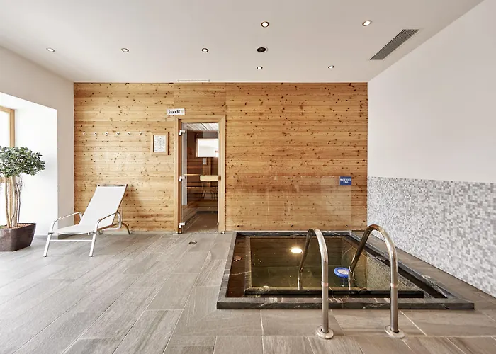 فندق Hochsoelden 4*